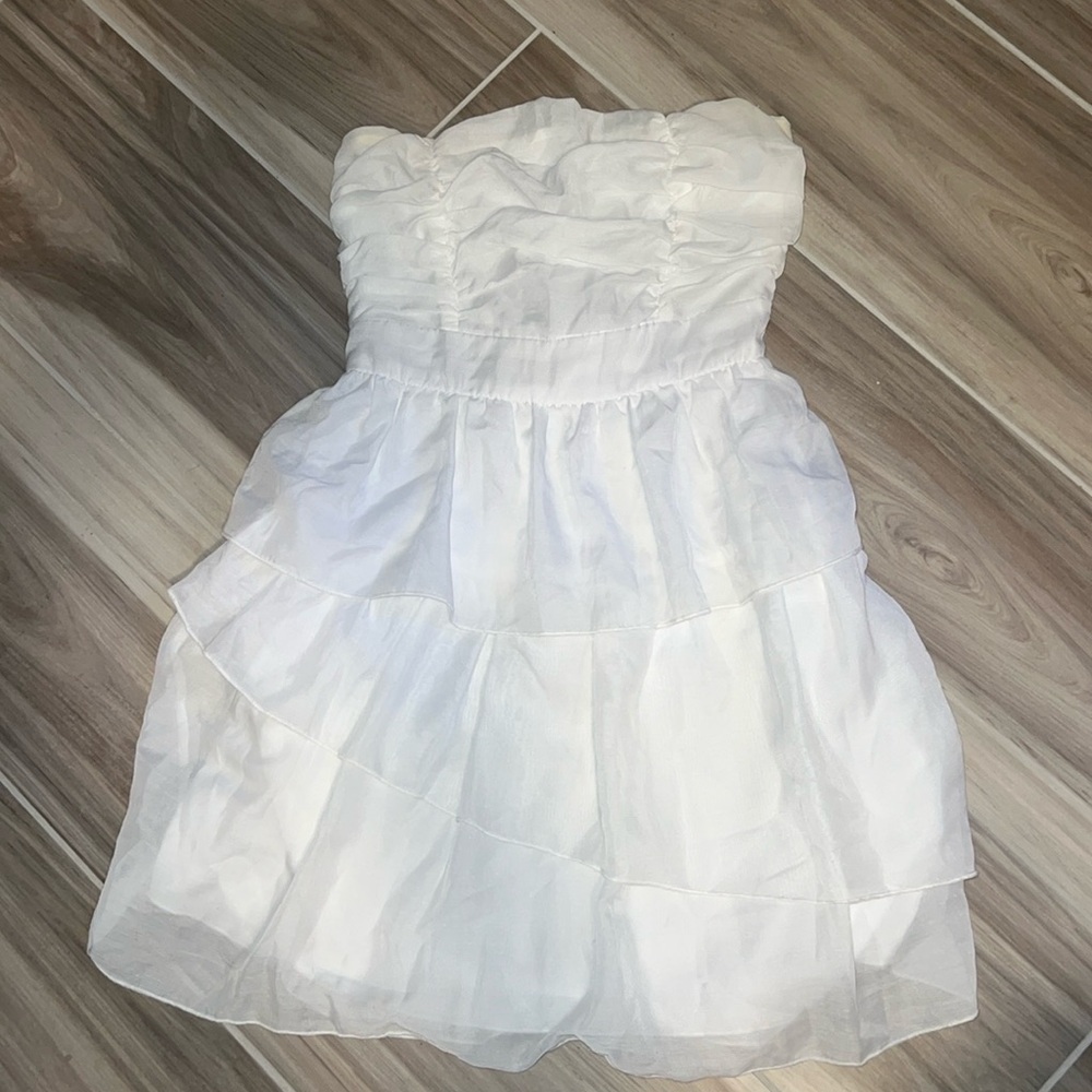 Strapless dress